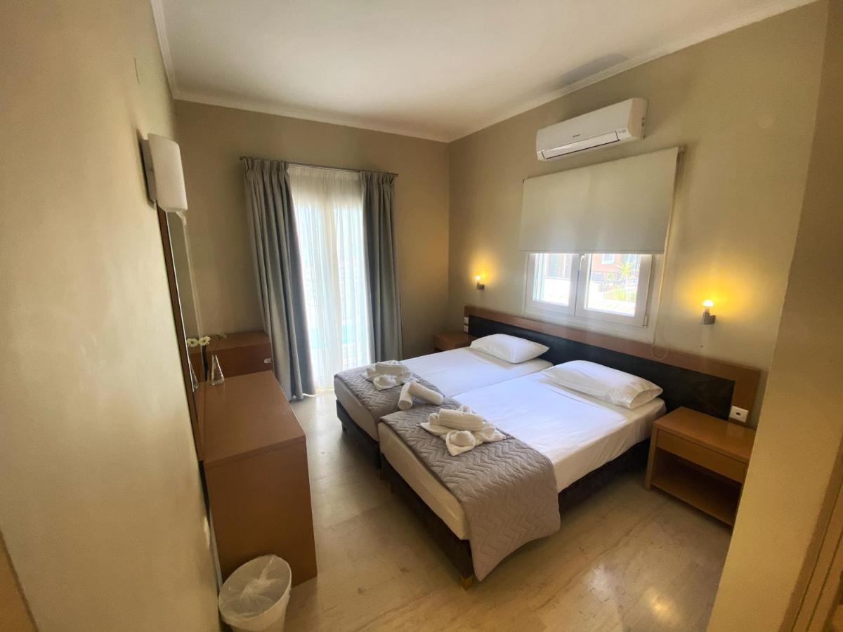 Cosmos Hotel Βασιλική Εξωτερικό φωτογραφία