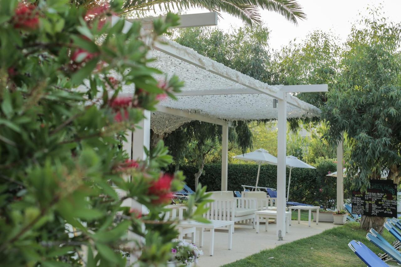 Cosmos Hotel Βασιλική Εξωτερικό φωτογραφία