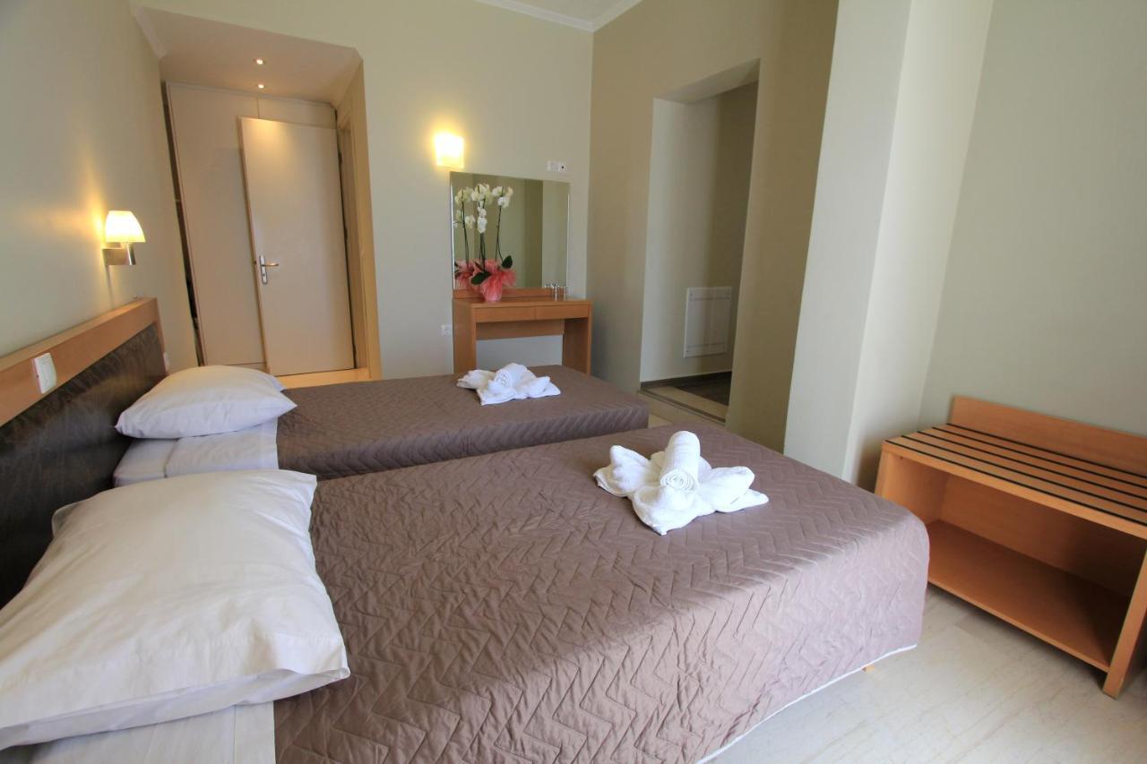Cosmos Hotel Βασιλική Εξωτερικό φωτογραφία